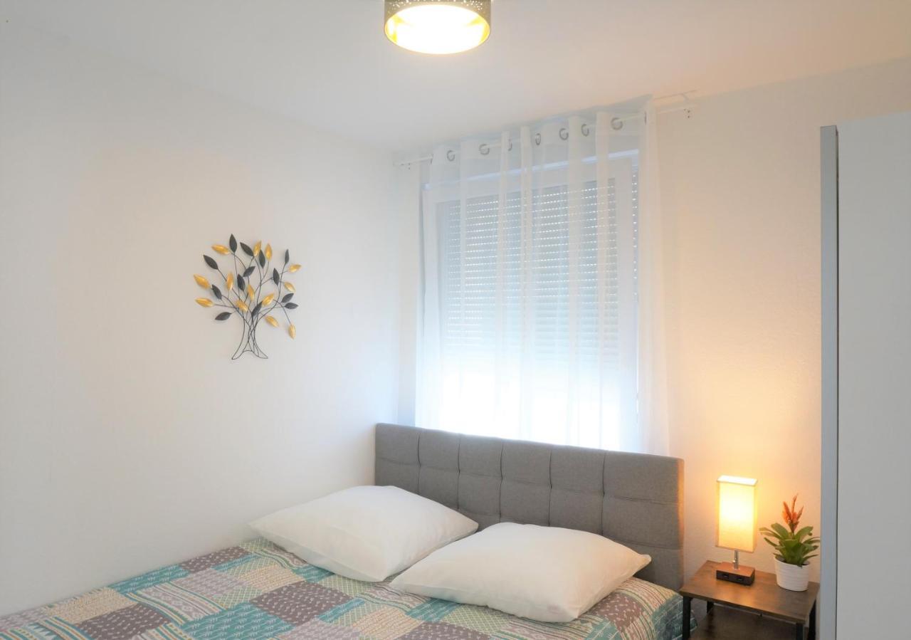 Mein Apartment Flowers Mit Kamin, Bis 10 Personen فرانكنتال المظهر الخارجي الصورة